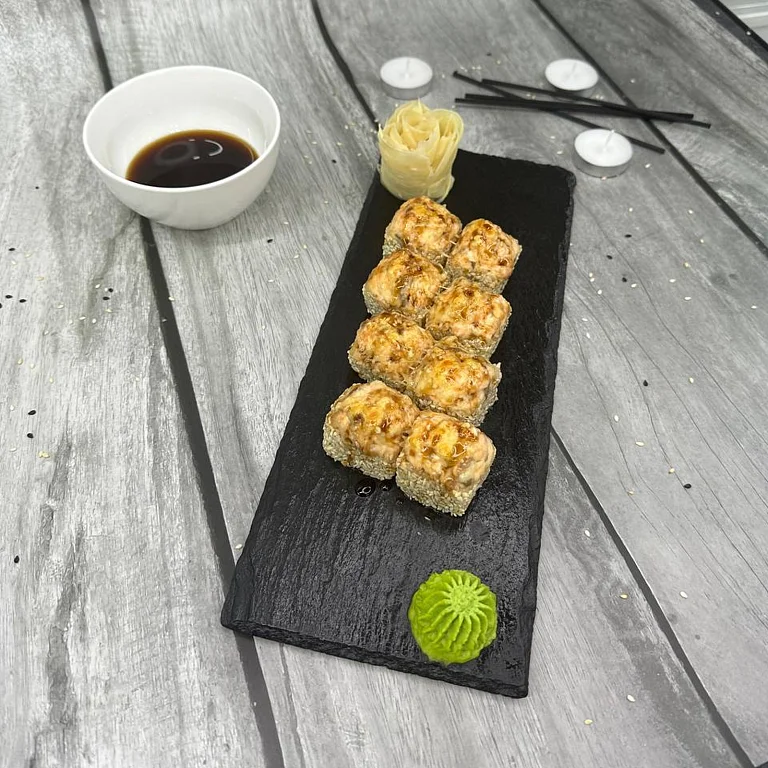 Урамаки запеченный с креветками 8 шт.